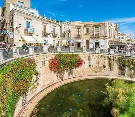 Pura Vida Loft - Near Greek Theatre And Ortigia * Syracuse